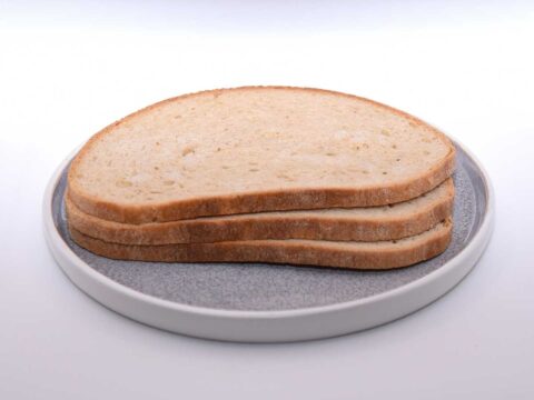 3 boterhammen invriezen, maar een heel brood invriezen kan ook.
